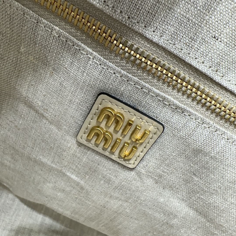 Miu Miu Tote Bags